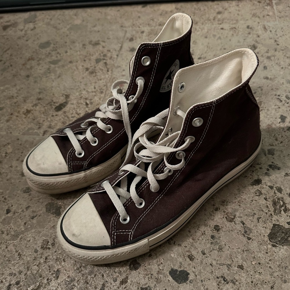 Brown Converse size 10 women’s
